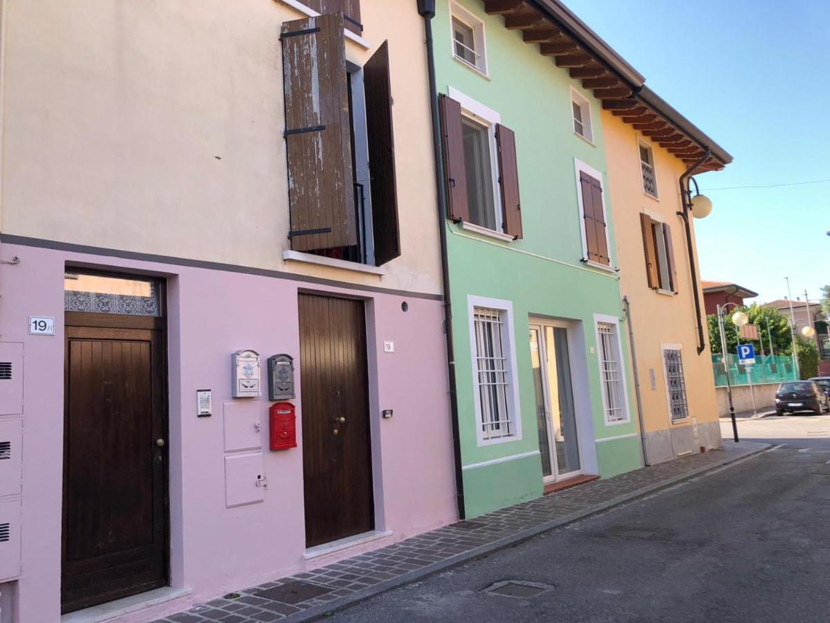 דסנזאנו דל גארדה Oasi Di Paradiso - Comfy Private Apartment On Ground Floor With Terrace מראה חיצוני תמונה